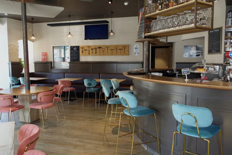 Notre Bar